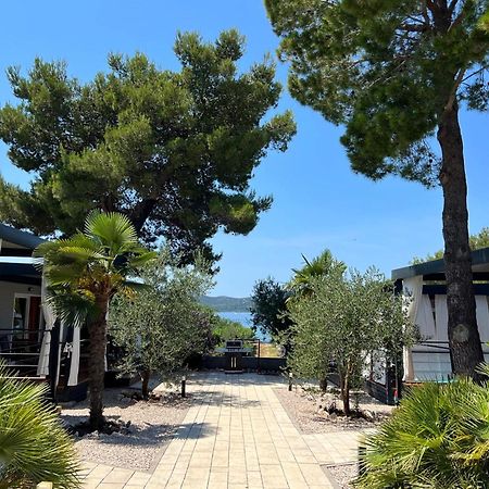 Dalmaris Camp - Prestige Mobile Homes ビオグラード・ナ・モル エクステリア 写真